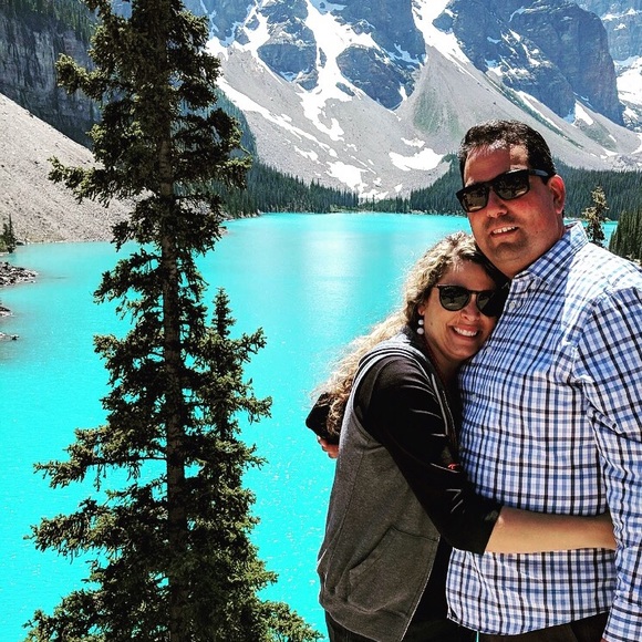 ✈️Meet your Posher, Amber✈️ - Picture 3 of 13